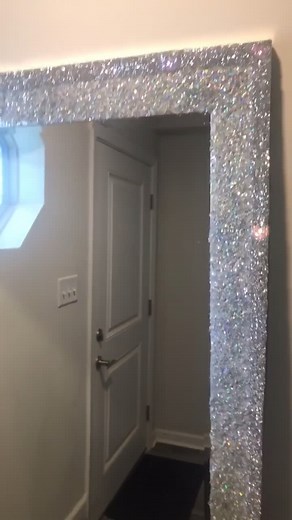 DIY Bling Mirror Decorating Ideas