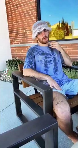 My lord these fries are unequivocally f**kin' bussin😂 #shorts #tiktok