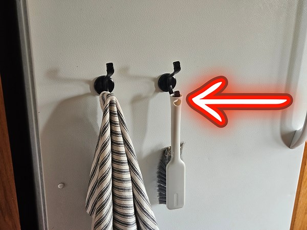 Watch EVERYTHIG You Need To Know About THese Heavy Duty Hooks! on Amazon Live