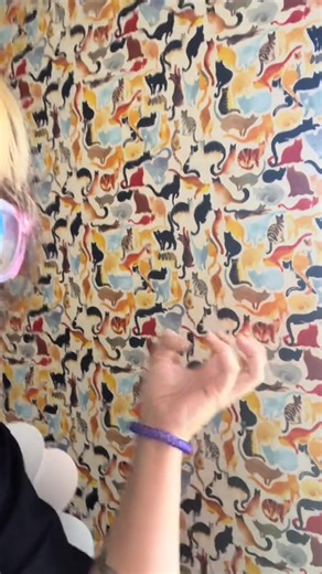 4.6K views · 183 reactions | Starch fabric wallpaper part 2 @followers@topfans | Birdie Wood | Facebook