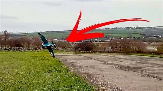 A year's work down the drain! A millimeter error destroys a scale model airplane