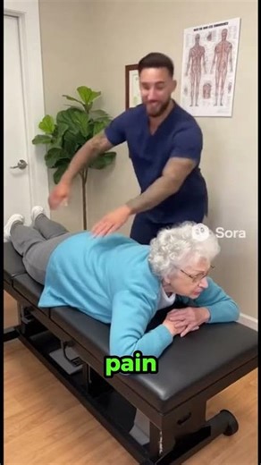 Lady Got Surprised At Chiropractor 🧓😂