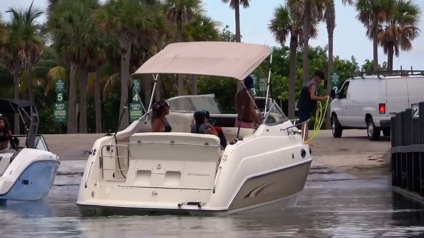Miami Boat Fails: Docking Mishaps and Funny Moments