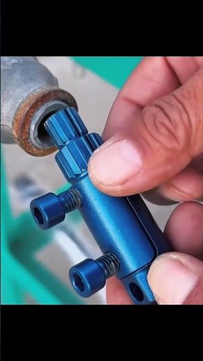 The Most Satisfying Pipe Extractor Tool