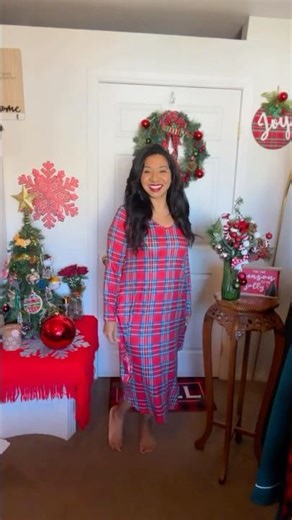 Cozy Holiday Pajamas | Christmas Nightgown Try-on