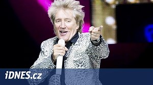 RECENZE: Rod Stewart pořád umí. Zpívat i překopnout půlku haly míčem - iDNES.cz
