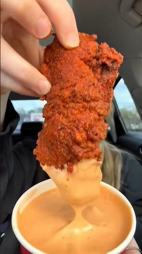 Dave's Spicy Tenders Challenge - Can You Handle It? 🔥 #daveshotchickenuk #mukbang #challenge