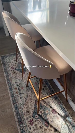 The perfect bar stools for any kitchen. #barstools #kitchenupgrade #budgethome