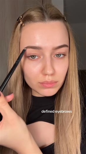 Nakey-by-Vietkinglash_VietNam on Instagram: "Makeup pro✨"