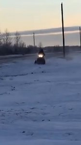 Rider and cameraman fail!! Thanks for sharing @dylanbuhler •••••••••••••••••••••••••••••••••••••••••••••••••••••••#sled #snowmobilefails #fail #fall #failarmy #crash #broken #neck #ouch #pow #polaris #skidoo #arcticcat #arcticcat_snow #polarissnow #skidoosummit #skidoofreeride #skidoosnowmobiles #santa #christmas #holidays @polarissnow @skidooofficial @arcticcat_snow @ggb_exhaust @klim @cheetah_racks @southsimcoemachine @arcticfxgraphics @amsoilinc @surecanusa | Snowmobile Fails