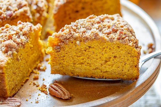 Pumpkin Breakfast Cake with Pecan Crumble