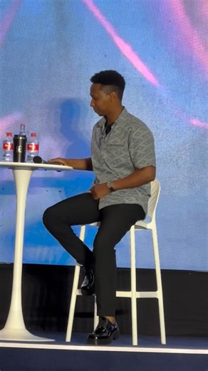 Rusine on Instagram: "Ngo burya yabanje kwiyita Mbonyimfura Eric kuko yumvaga Israel Mbonyi ari iry’abasaza😂😂😂😂😂 #Icyambuliveconcert season 4 Press Conference happening now at KCC."