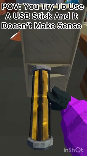 POV: You Try To Use A USB Stick And It Doesn’t Make Sense #animalcompany #gorillatag #vr