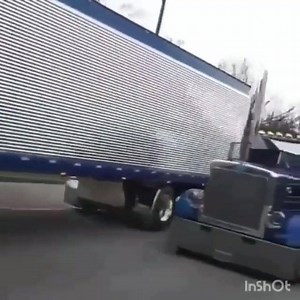 Not smokey and the bandit related but definitely some beautiful rides and a good tune to boot in this video👀👀👀💪💪💪😎😎😎😎Hope everyone enjoys this fine Sunday 👋👋👋 | Big and little Enos Burdette