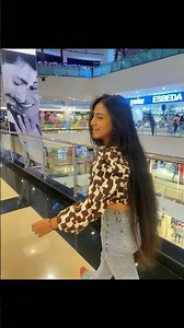 jins top se gjeb lagti hai 💝