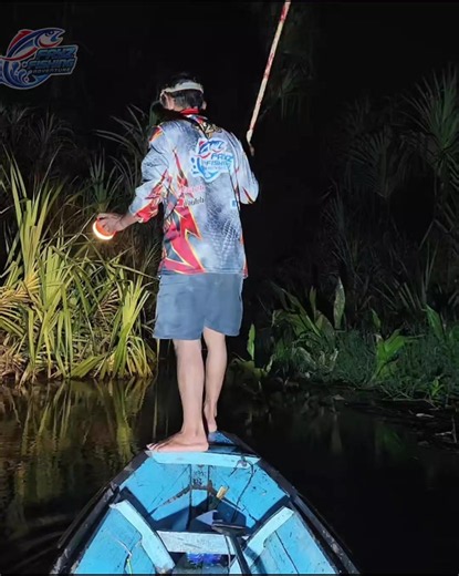 1 menit ke sungai cukup untuk makan 1 bulan #borneo #adventure #fayzfishingadventure