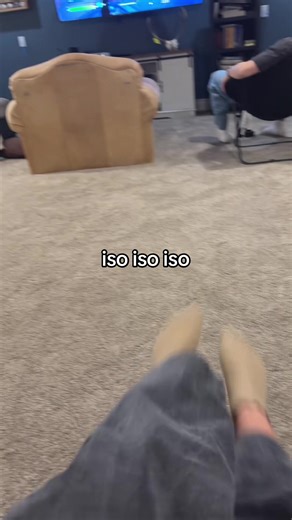 when we call iso and nothing happens #relatable #trending #viralvideo #iso #4man