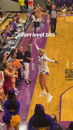 Women's College Basketball Highlights & Moments