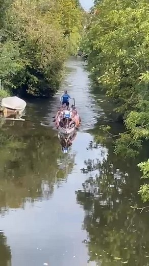 Die Grüne Hölle in Emden und hier der schmale Kanal. Da kann und muss man einfach nur durchballern. #emdenrund #emdenrund2025 #limmerixx #drachenbootverrückt | LimmerixX