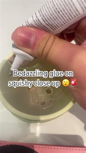 Bedazzling glue on squishy close up 😮🚨 #squishy #bedazzling #howto
