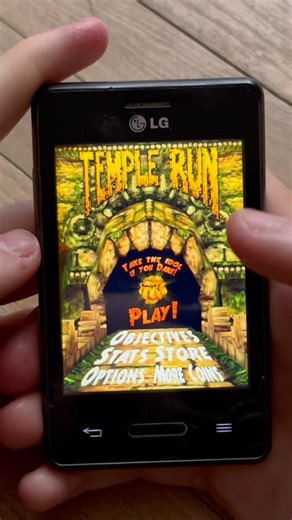 Temple Run on LG Optimus L3 II