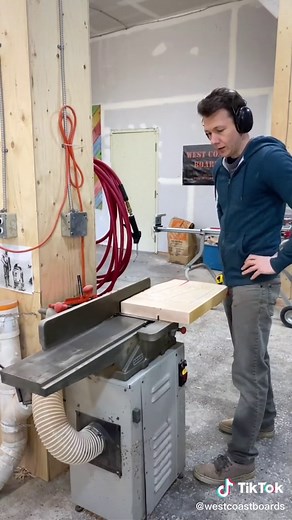 Flattening Wood with a Planer: Tips and Tricks