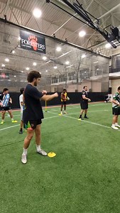 Always starting the sessions with simple stationary catch and pass. Today moving on to a 1 step catch and transfer. Simple, smooth movements. | The Gorilla Pit