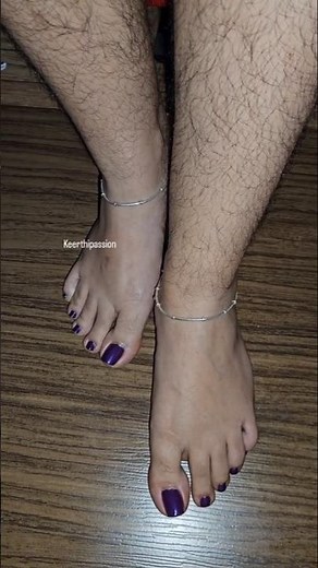 Model Keerthi Feet and Hairy legs 😍🔥 #shorts #feet #nailart