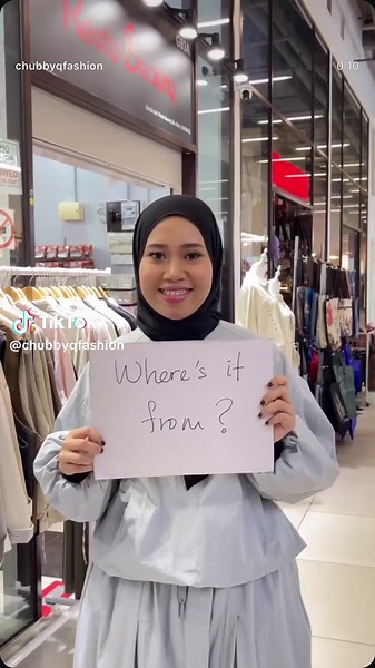 Plus Size Fashion Styles for You and Your BFF