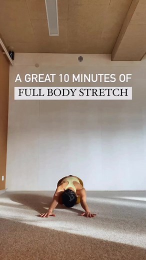 10 Minute Full Body Stretch Yoga Routine for Beginners