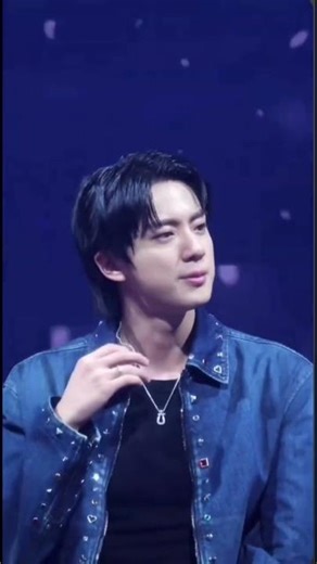 Jin Makes HISTORY! | First Korean Soloist to Headline London’s O2 Arena 🇬🇧💜 #bts #shorts