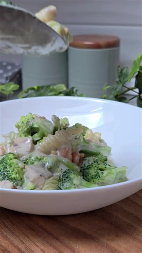 Pasta sa piletinom i brokolijem: Brzi recept za ručak