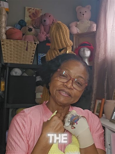 sewing my rabit amigurumi. 🥰#crochet #crochetfun #crochetlovers #crochetamigurumi