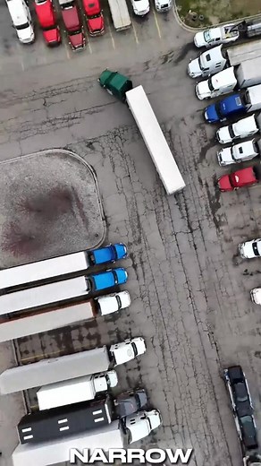 Master-Level Backing in Tight Truck Stop, Professional Driver Precision, Semi Truck Parking Skills. #Semi #Truck #Parking #Trucker #Skill | driving skill