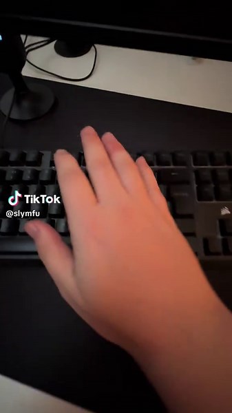 My New Green Keyboard for Minecraft Gaming