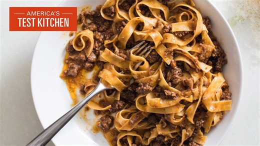 One-pot weeknight pasta bolognese