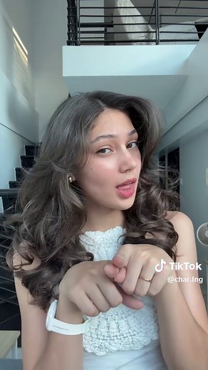 I see you guys posting me on this trend ! | Thank U Next