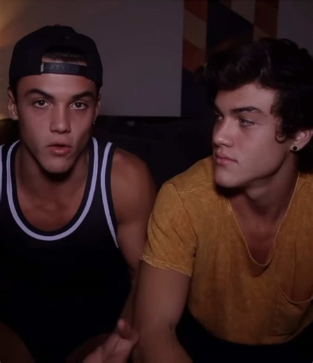 Cool kids #dolantwins #fyp #viral #xyzbca @Ethan Dolan @GraysonDolan | ethan and grayson dolan