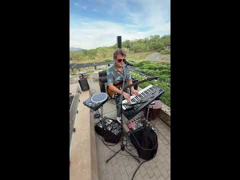 This live music at Montage Resort is so good #livelooping