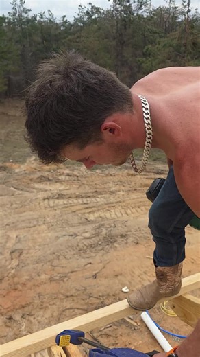 Making the trusses unite like a pro. | Truss Rod