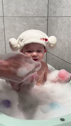 A Journey Through Baby's Bath Time: From Newborn to Toddler