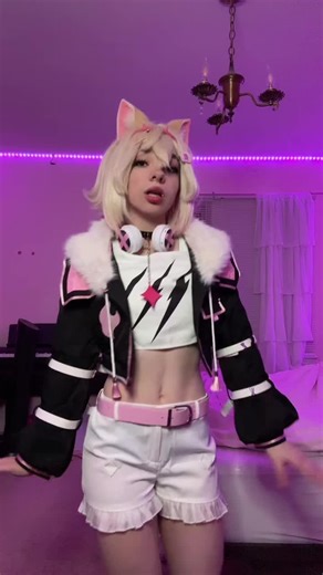 Eat it up 🍴 #mocococosplay #fuwamoco #vtuber #baubau #vtubercosplay | cosplay outfits