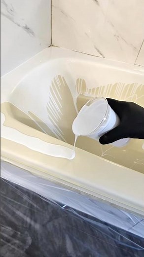 jacuzzi tub reglazing #bathtub #bathtubrefinishing #ecotubrestoration #bathroom