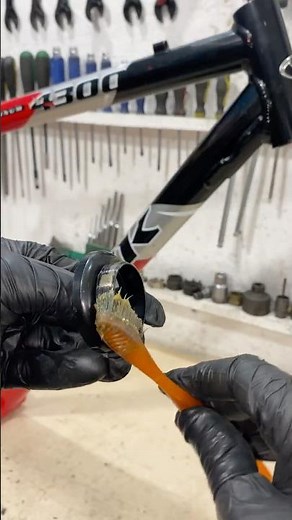 Install your headset properly! #mtb #bikebuild #diy