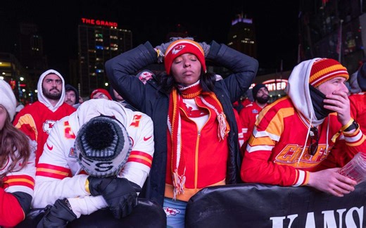 Kansas City fans get hopes dashed, as Chiefs lose shot at Super Bowl three-peat