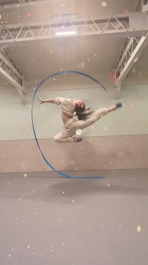 新体操リボンダンスの魅力とテクニック