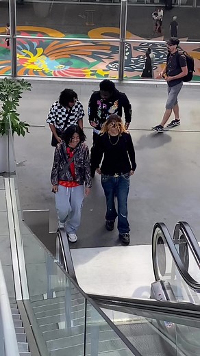 20K views · 697 reactions | Allô mon chou?!..藍 #MDR #prankvideo #humourdrole #cameracachee #humour | Feel Hiipe | Facebook