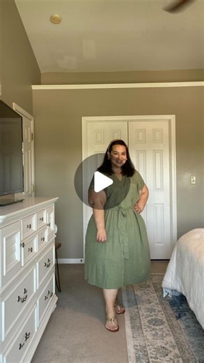Miranda | Plus Size Blogger on Instagram: "I truly can’t get enough of this dress! You guys have loved it so much too & I’m finally wearing it in my “real life” today instead of just trying it on at home! Be prepared to see this dress in blue stripe, cream, black, and olive on me ALL summer long. Truly a perfect wardrobe staple! Comfy, cute, classic, simple…. All the best things a dress can be! As always, you can comment OOTD to get the links to my outfit! The green is currently available in ver