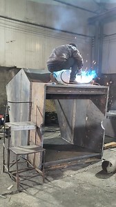 the equipment is specifically designed to remove the outer packaging labels of various types of PET bottles.It is one of the devices used before the PET bottle material is crushed and further cleaned. | xianfengmachine | Facebook