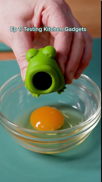 Micro Content R1 - Egg Yolk Animals